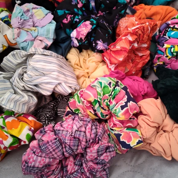 NEW!! Hair Scrunchie's (45ct)